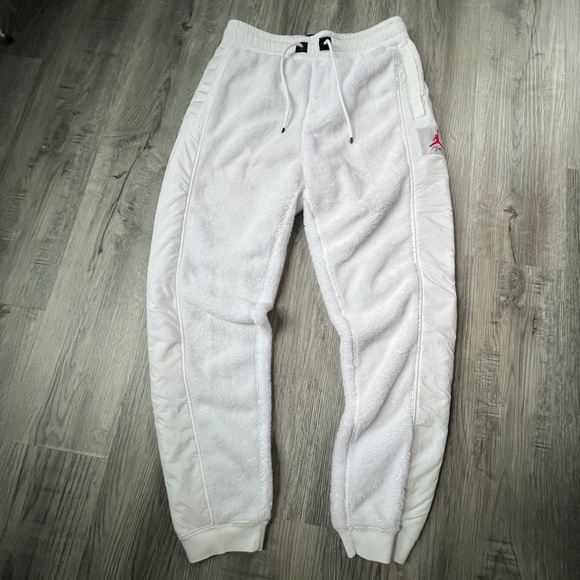 Air Jordan Flight Fleece Jogger Sweats white fuzzy size small euc - Picture 1 of 6